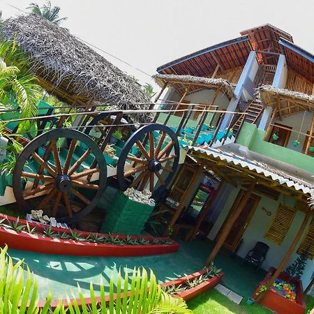Neem Garden Guest House Batticaloa Exteriör bild