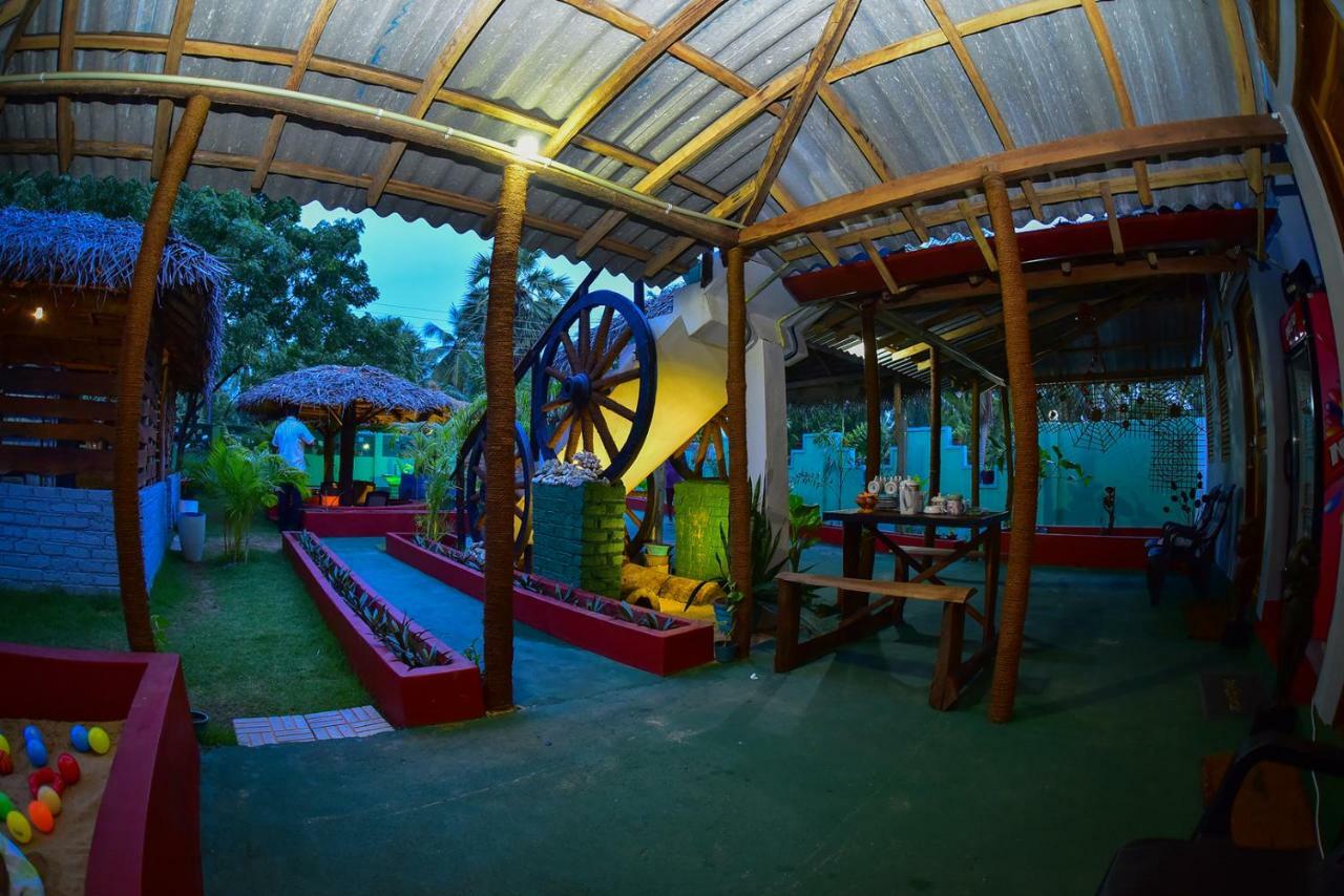 Neem Garden Guest House Batticaloa Exteriör bild