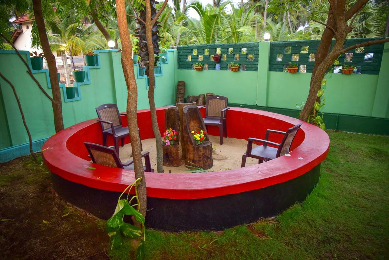 Neem Garden Guest House Batticaloa Exteriör bild