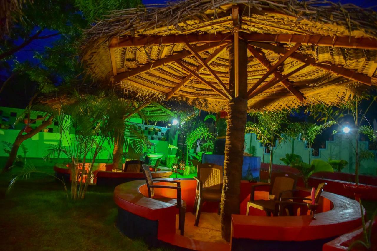 Neem Garden Guest House Batticaloa Exteriör bild