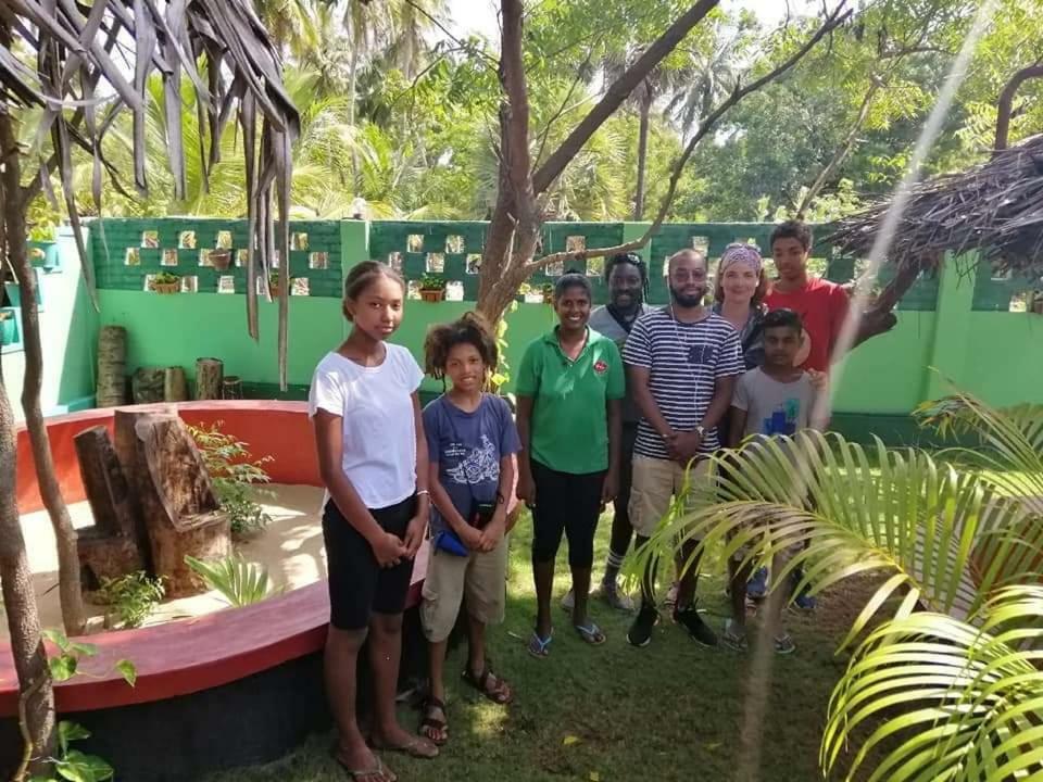 Neem Garden Guest House Batticaloa Exteriör bild