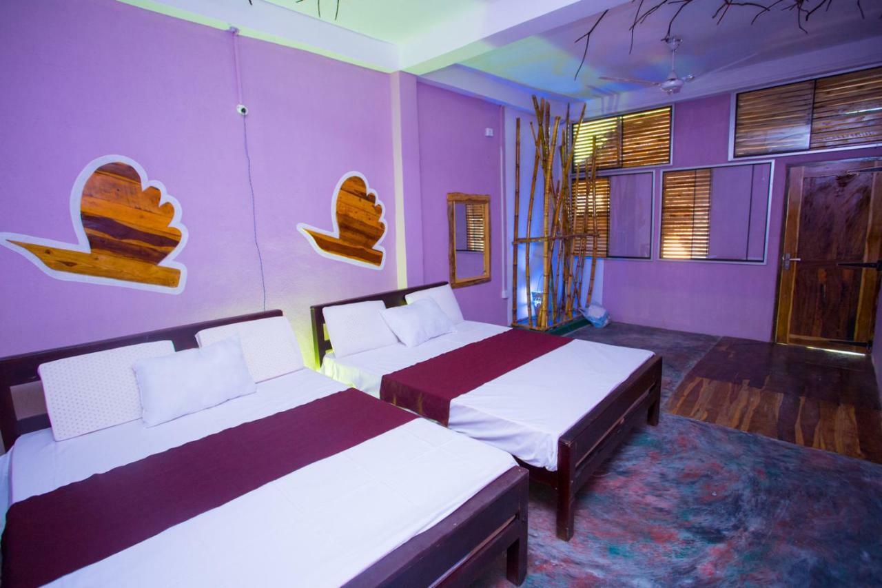 Neem Garden Guest House Batticaloa Rum bild